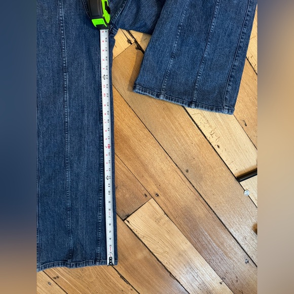 Social Tourist Ultra High Rise Baggy Jeans Size 7R/28 - Picture 5 of 7